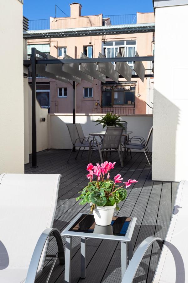 8 Lacus Duplex 오스피탈레트 데 요브레가트 외부 사진